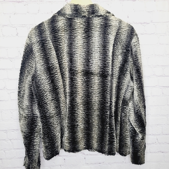 Chicos Sheared Vegan Fur Jacket - Picture 5 of 7